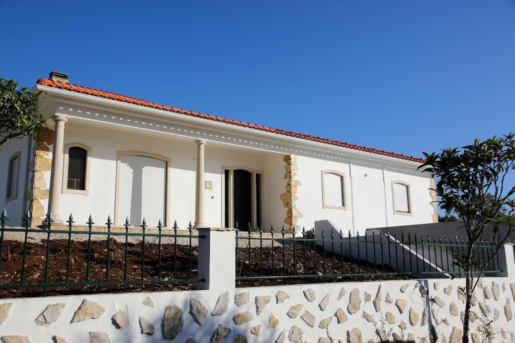 Casa Davo Villa Лейрия Екстериор снимка